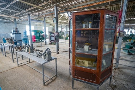 موزه نفت آبادان