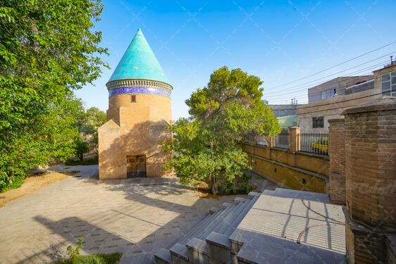 بقعه حمدالله مستوفی: مکان متبرک و تاریخی در قزوین
