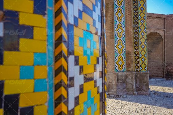 زیبایی معماری دروازه کوشک قزوین