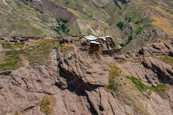 قلعه الموت: نمادی از قدرت و استواری تاریخی