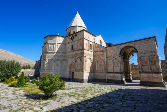 عکس با کیفیت کلیسای تادئوس