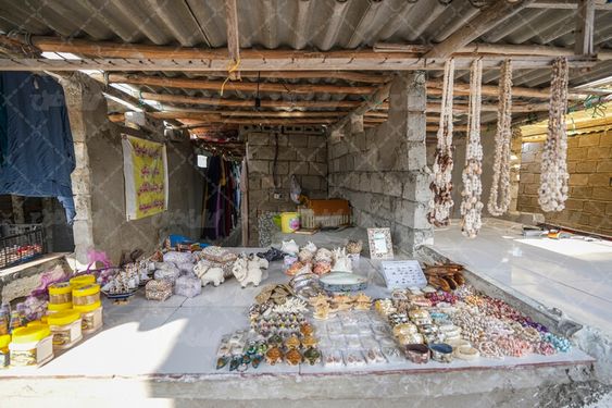 بازار قدیمی جزیره هنگام جاذبه گردشگری فارس