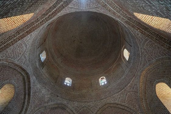 مقبره چالدران ایران