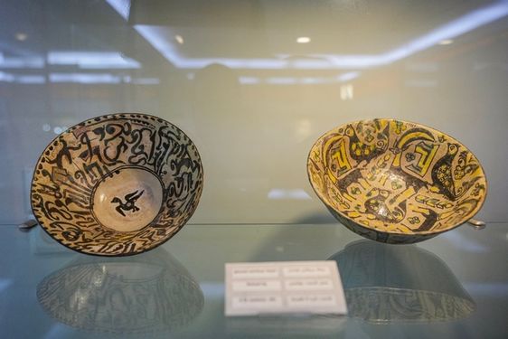 ظروف سفالی موزه ارومیه