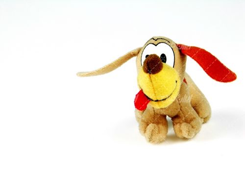 تصویر با کیفیت عروسک سگ همراه با اسباب بازی و سگ عروسکی