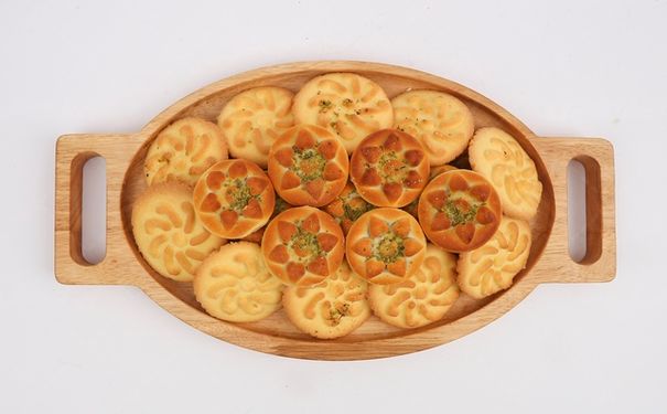 شیرینی کره ای برنجی همدان: شیرینی محبوب و خاص از سنت‌های این شهر