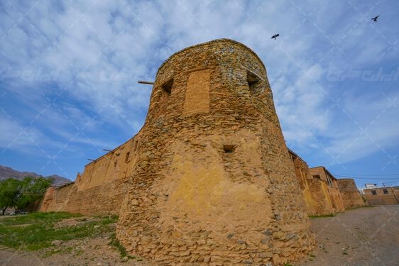 قلعه بارده جاذبه گردشگری چهارمحال و بختیاری