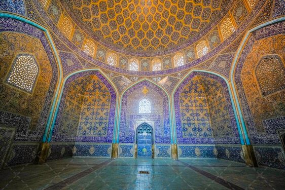 مسجد شیخ لطف الله شاهکار اصفهان