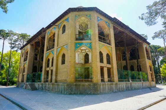 کاخ هشت بهشت جاذبه گردشگری اصفهان
