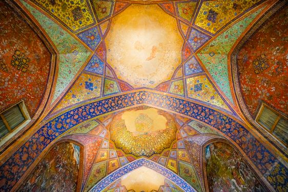 کاخ تاریخی چهل ستون اصفهان