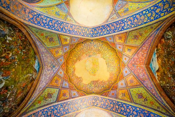 عمارت چهل ستون جاذبه گردشگری اصفهان
