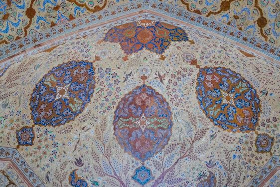 عمارت عالی قاپو جاذبه گردشگری اصفهان