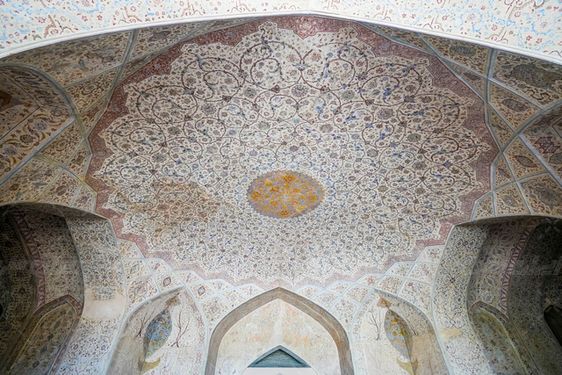 کاخ عالی قاپو جاذبه گردشگری اصفهان