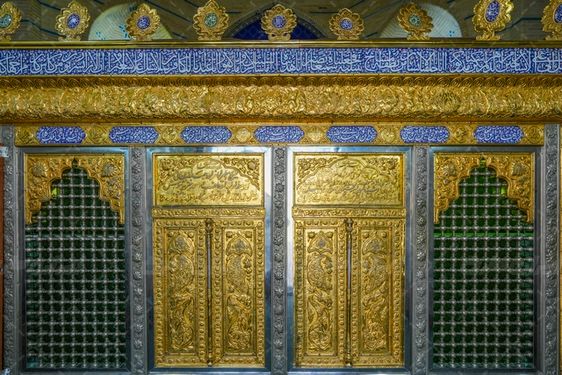 عکس با کیفیت آرامگاه شاعر دعبل خزاعی