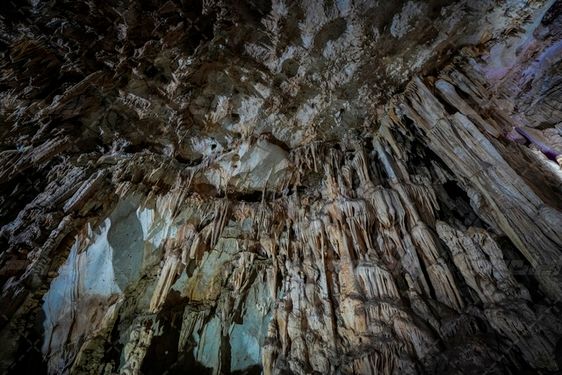 غار ده شیخ پاتاوه کهگیلویه و بویراحمد