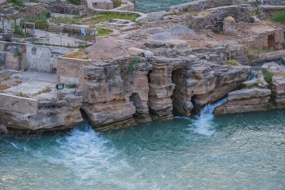 سازه های آبی