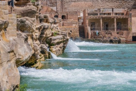 سازه های آبی