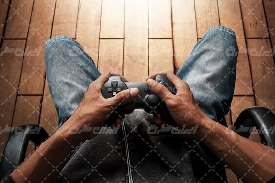 تصویر با کیفیت بازی رایانه ای همراه با بازی های کامپیوتری و دسته بازی