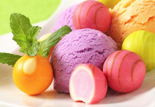 قنادی بستنی میوه ای با تزئین سبزی بستنی شاد