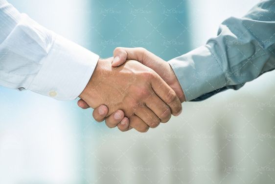 سلام کردن دست دادن شروع روابط کار ی بیزینس