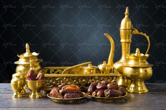 ماه رمضان ظروف مسی سفره افطاری خرما افطار1