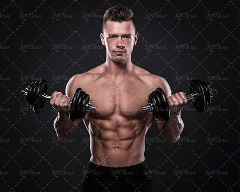 باشگاه پرورش اندام و بدن سازی دمبل 2