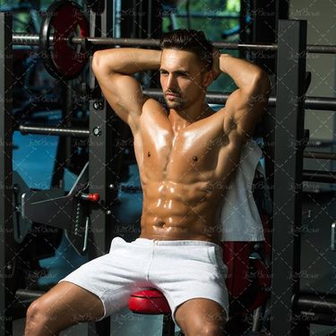 باشگاه پرورش اندام و بدن سازی و وزنه برداری 3