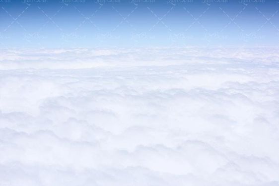 منظره آسمان آبی ابری لکه های ابر چشم انداز آسمان 11