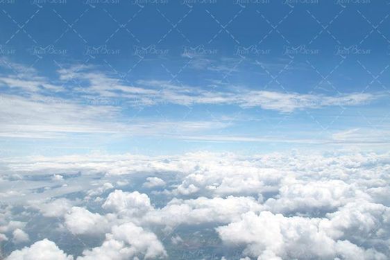 منظره آسمان آبی ابری لکه های ابر چشم انداز آسمان 13