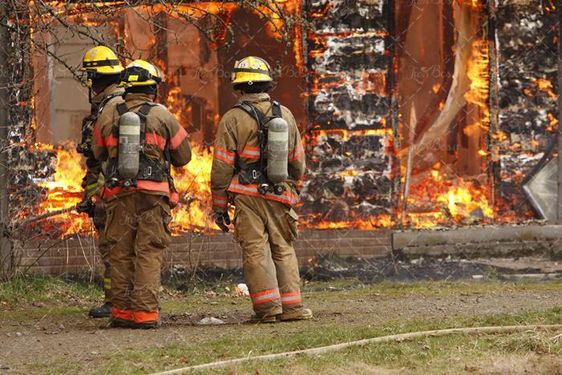آتش سوزی خانه احتراق حادثه آتش نشانی 3