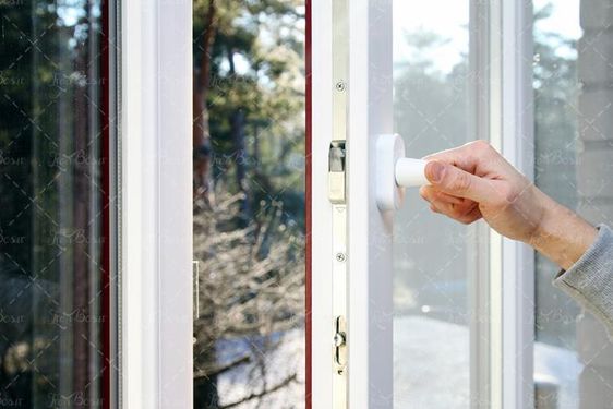 پنچره UPVC   درب و پنچره دوجداره 9