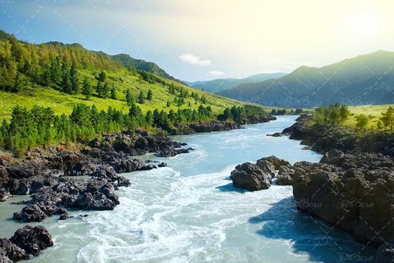 منظره و طبیعت زیبای  جنگل و دریاچه 2
