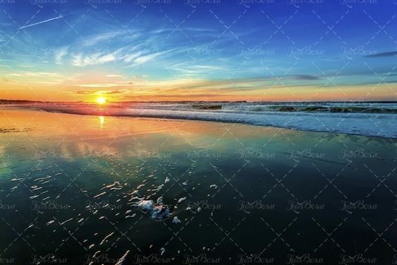 منظره دریا خروشان و غروب آفتاب 2