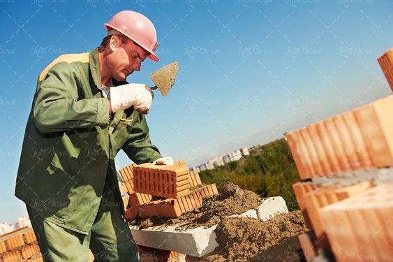 کارگر ساختمانی  لباس کار  کلاه ایمنی 3