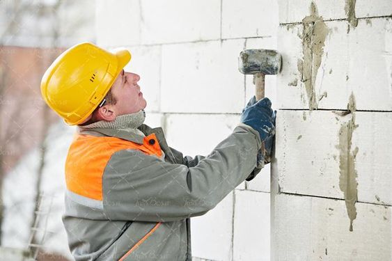 کارگر ساختمانی  لباس کار  کلاه ایمنی 4