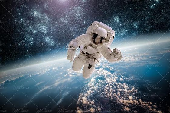 فضانورد لباس فضانوردی فضا 4