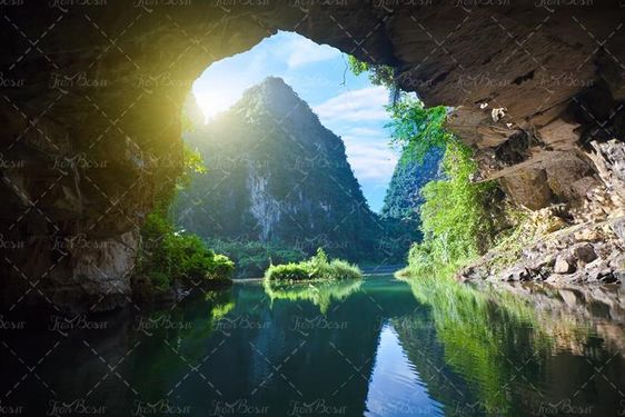 منظره دریا  غار دریایی آب