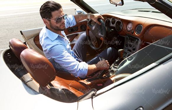 نمایشگاه خودرو خودروی کوپه اتوگالری