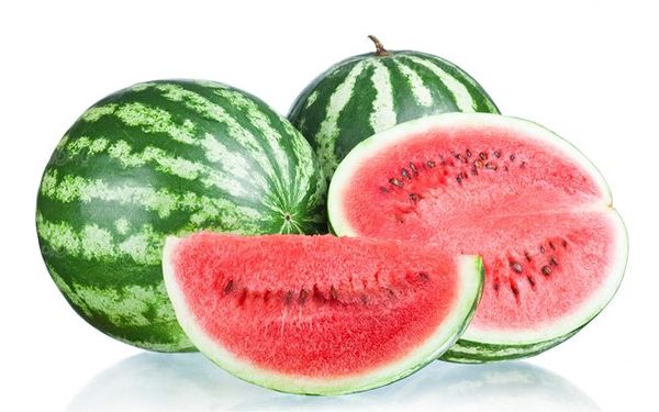 میوه فروشی هندوانه میوه تابستانی