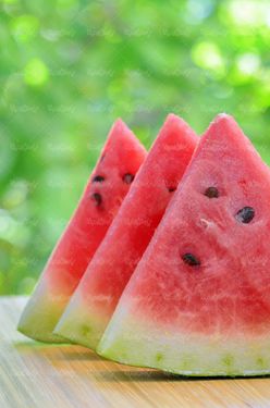 میوه فروشی هندوانه میوه تابستانی