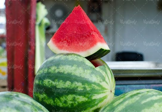 میوه فروشی هندوانه میوه تابستانی