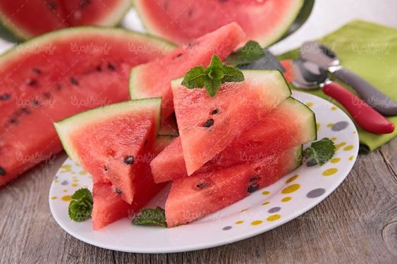 میوه فروشی هندوانه میوه تابستانی