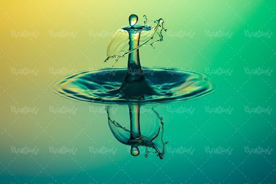 قطره آب موج حاصل از افتادن قطره در آب