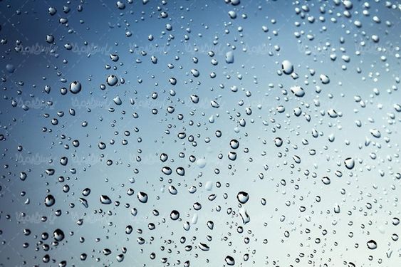 قطرات باران روی شیشه قطرات شبنم روی شیشه