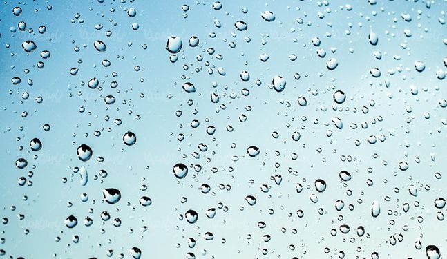 قطرات باران روی شیشه قطرات شبنم روی شیشه