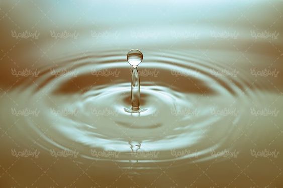 قطره آب موج حاصل از افتادن قطره در آب