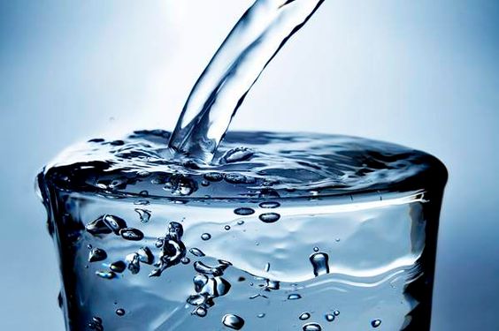 آب موج آب پریدن آب قطره آب