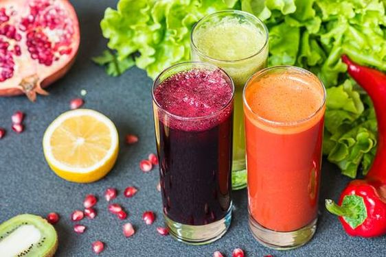 آبمیوه طبیعی آب میوه کافی شاپ
