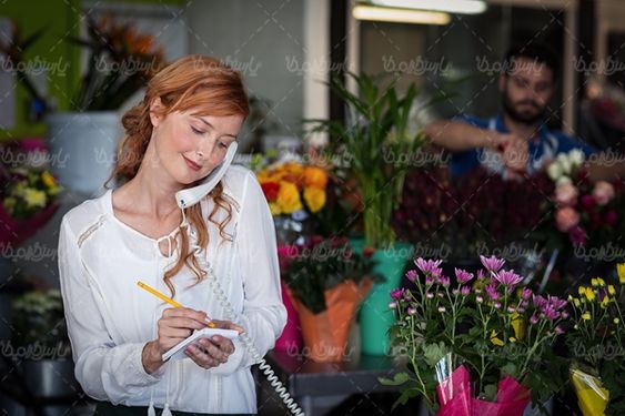 گلفروشی نمایشگاه گل و گیاه