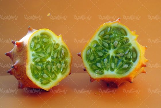 هندوانه شاخدار میوه فروشی